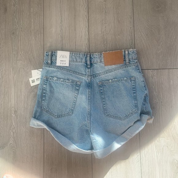 Zara Jean Shorts - Picture 2 of 2